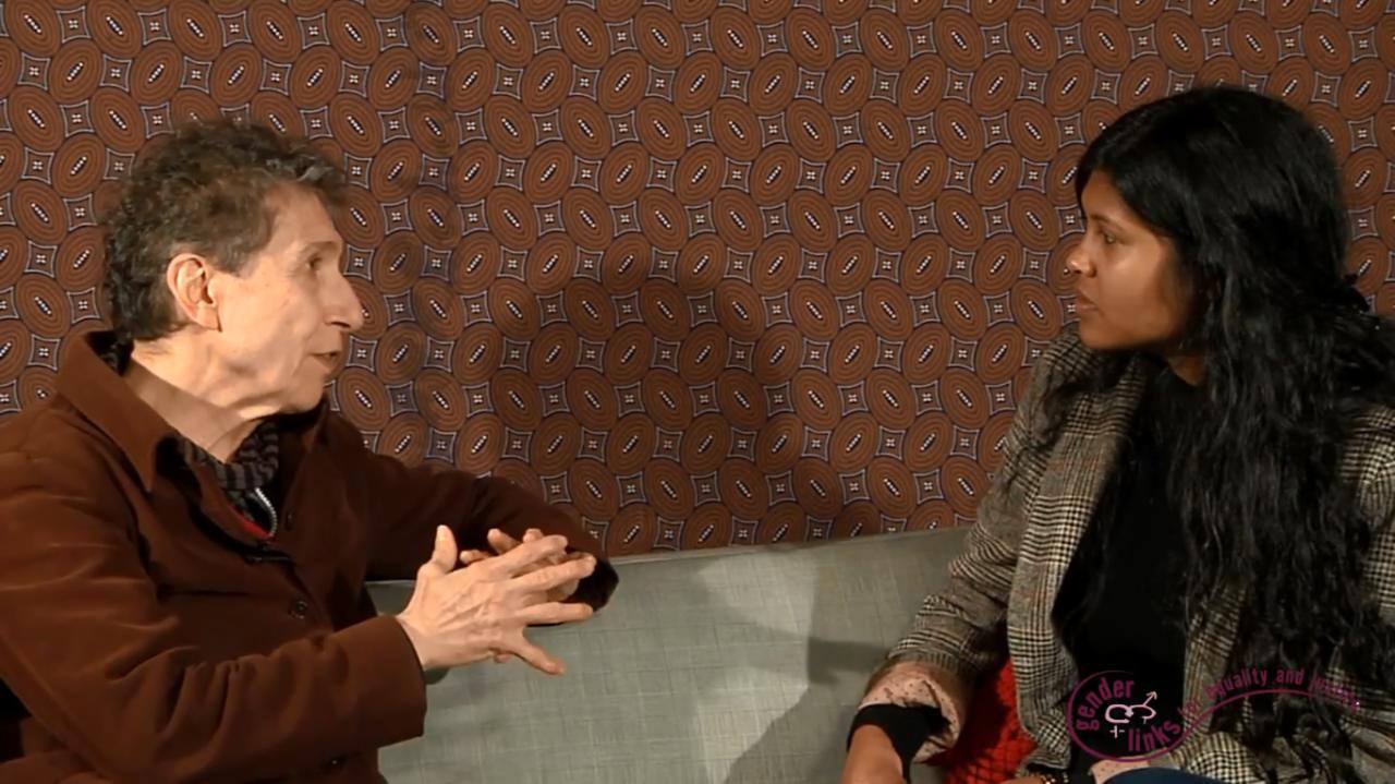 مصاحبه‌ی سیلویا فدریچی با جندرلینکس به بهانه کتاب «انقلاب در نقطه آغازین»