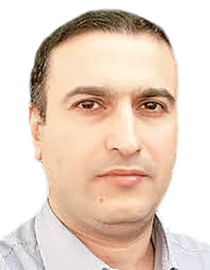 فخرالدین زاوه (کارشناس اقتصادی)