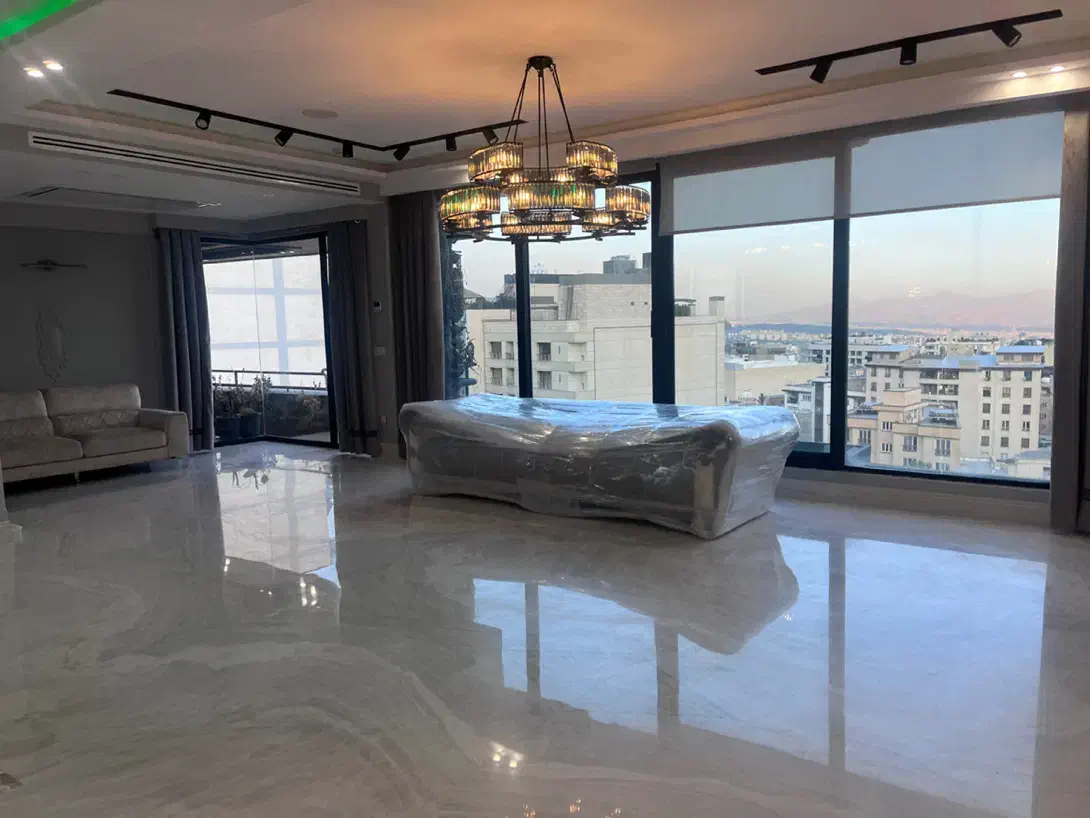 (تک ستاره محمودیه نادی) ۳۰۰متر/۳پارکینگ/فول مشاعات