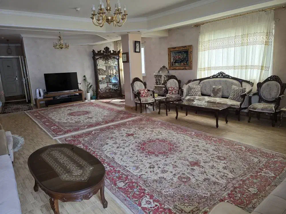 115متر/نبش جنوبی/یاغچیان