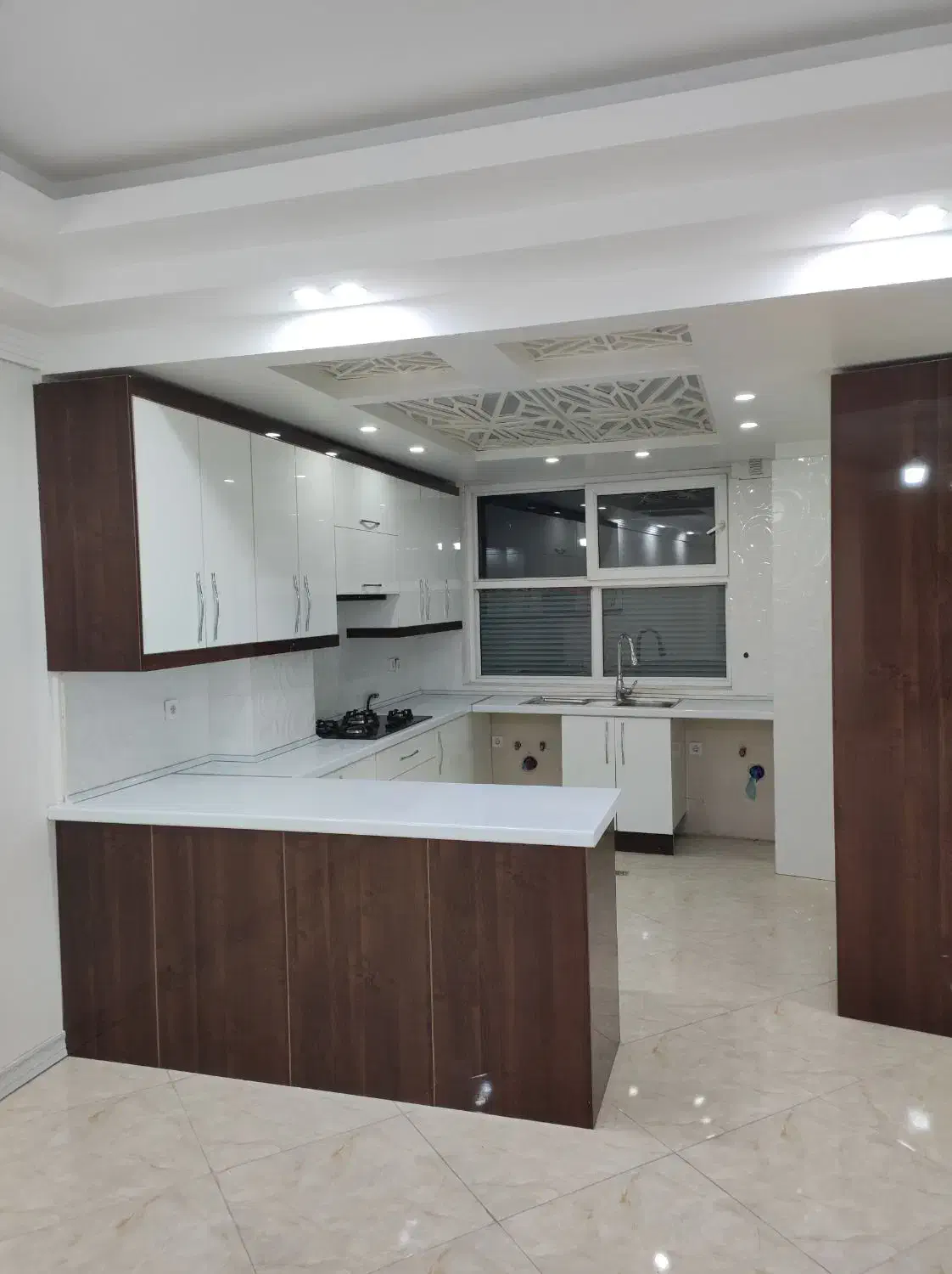 120متر2 خوابه/سراه ضرابخانه/شریعتی