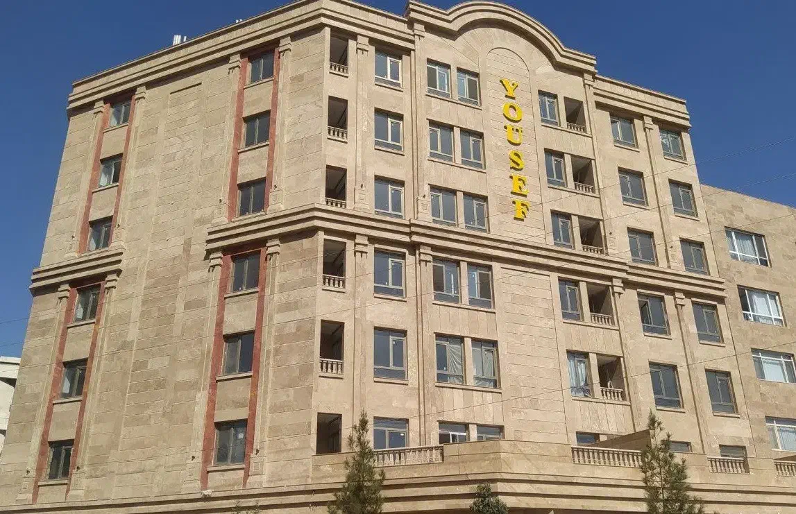 120متری اقدسیه