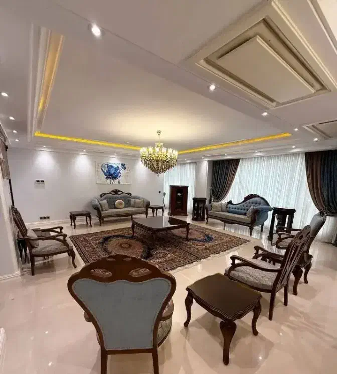 178 متر /3 خواب/  2 پارکینگ  /چهار باغ