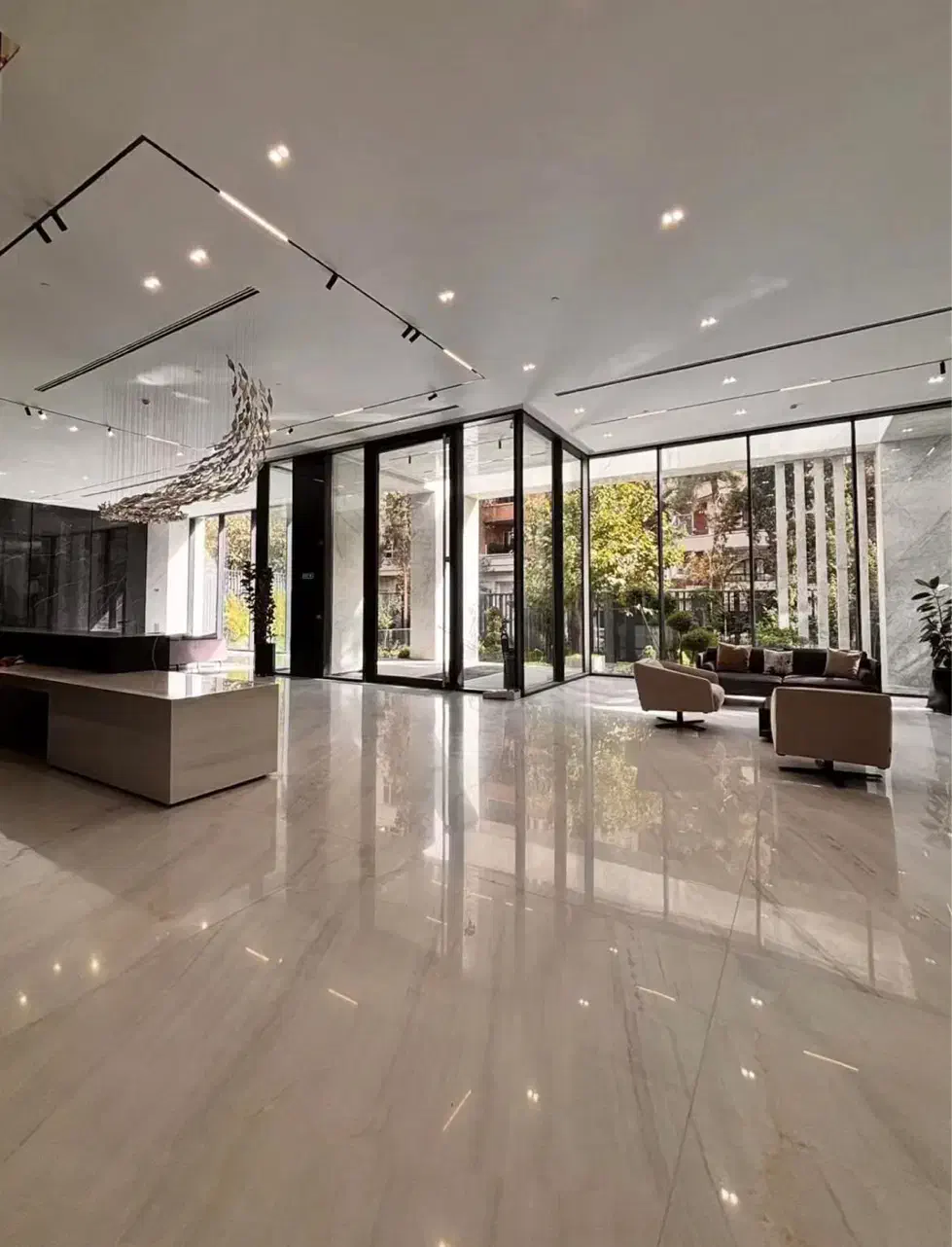 300متر /تاپ لوکیشن