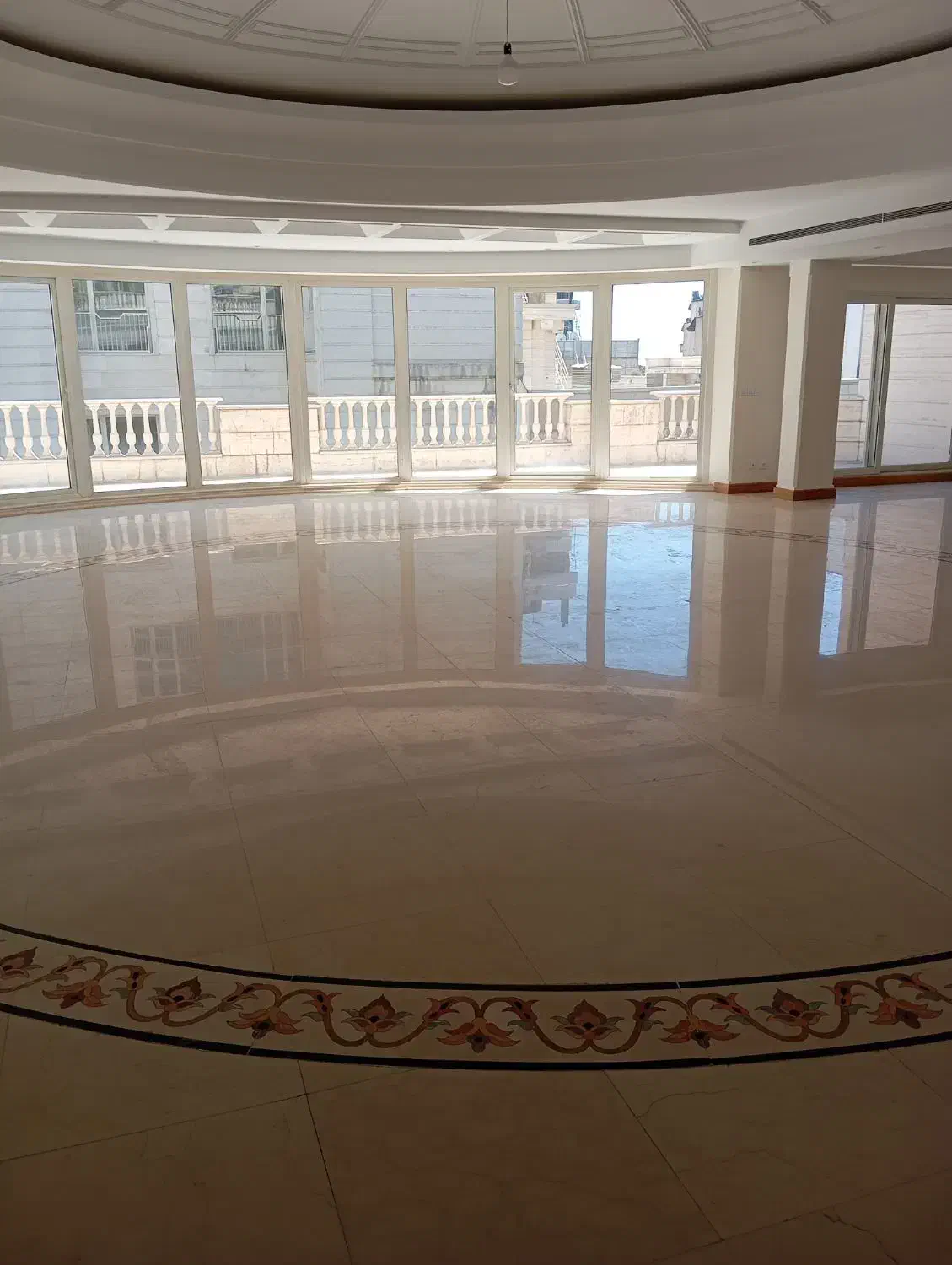 370متر زعفرانیه