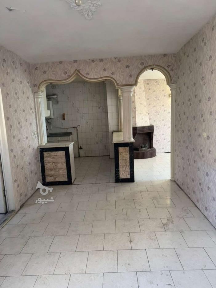 آپارتمان طبقه سوم تخلیه