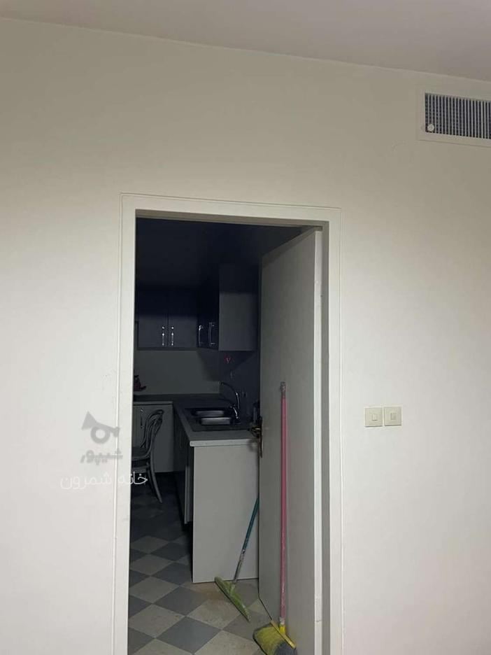 175متر 3 تراس دوطرف نور نزدیک مترو