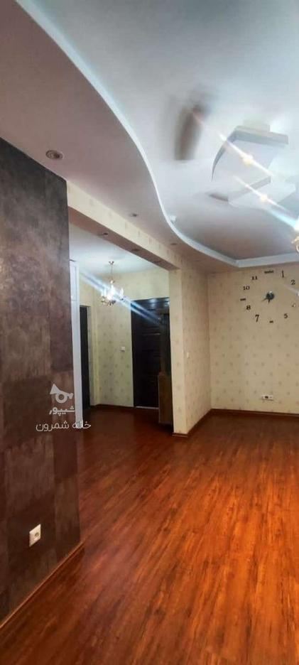 175متر3خواب3تراس چند قدمی مترو