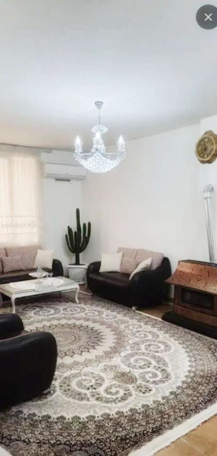 60 متر خوش نقشه و نورگیر دسترسی عالی