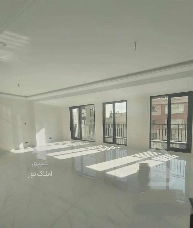 175 متر،دو خواب حیاط اختصاصی طبقه آخر