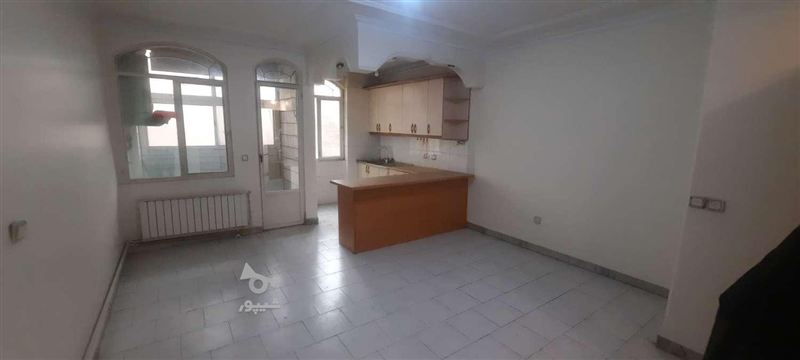 47 متری امیریه آقازاده ط1 رو همکف،فوق العاده حوش نقشه نورخور