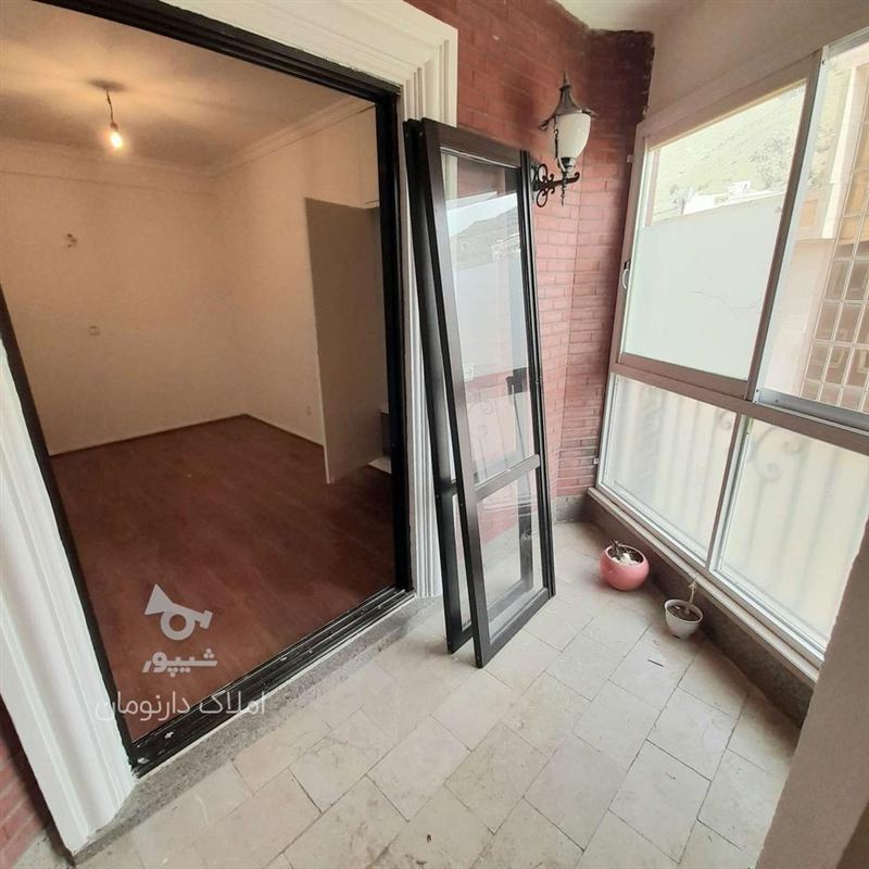 رجبی 105متر2خواب فول امکانات طبقه آحر