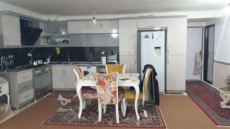 اجاره خانه همکف طبقه اول از 3 طبقه 85 متر فول امکانات