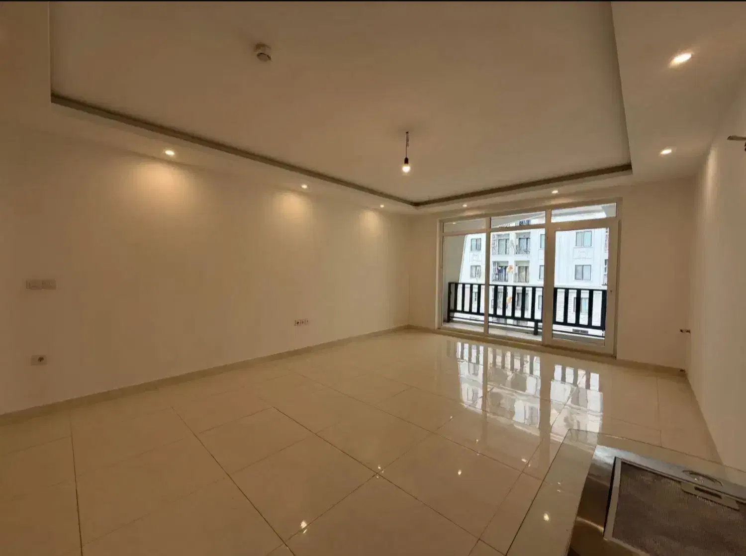 95 متر پارکینگ اختصاصی تکواحدی گلسار