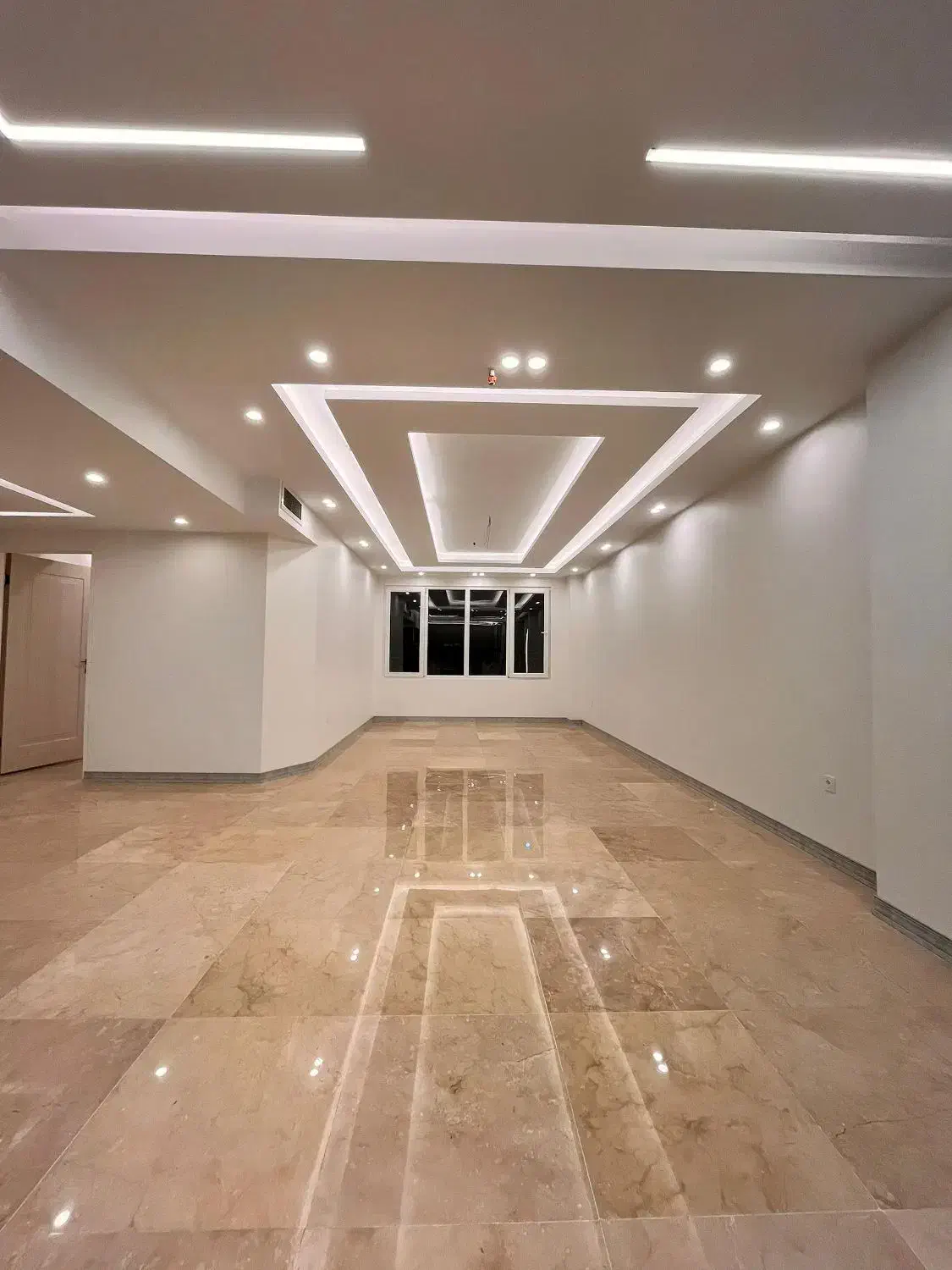 95متر دوخوابه چهارباغ سالن پرده خور بدون مشابه