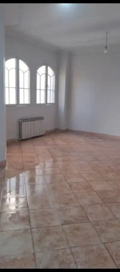 1800رهن کامل آپارتمان و پارکینگ ط 2 شادمهر صالحیان