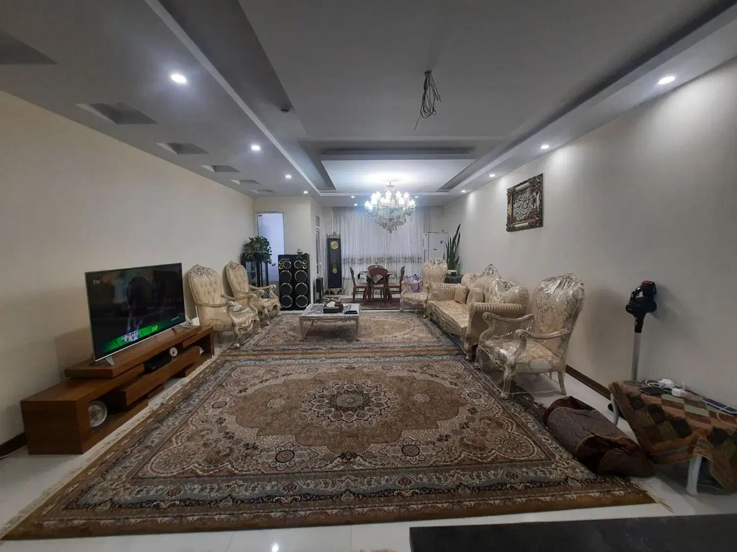 ۱۲۰ متری با دو پارکینگ سندی