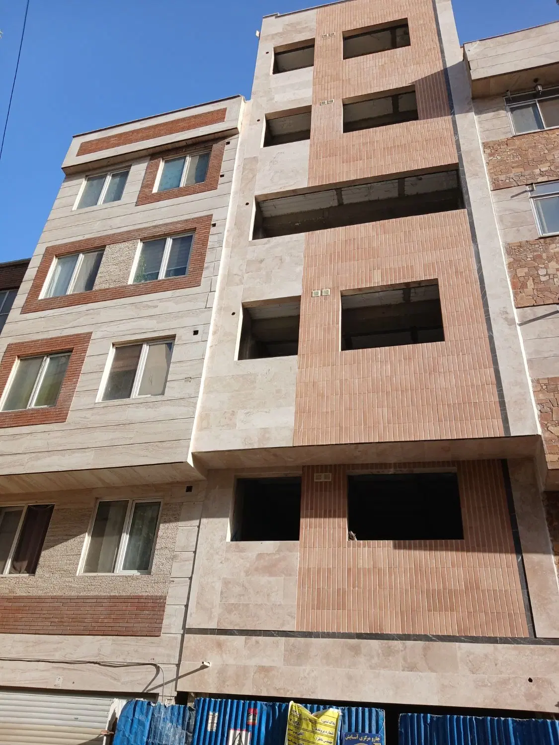 ۶۰متر خ ۲۰ متری هوری تک واحدی تحویل برج ۷