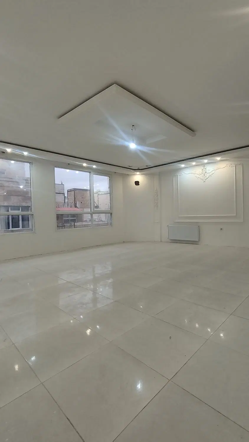 آپارتمان طبرسی شمالی 14حریمی11نزدیک متروبی آرتی