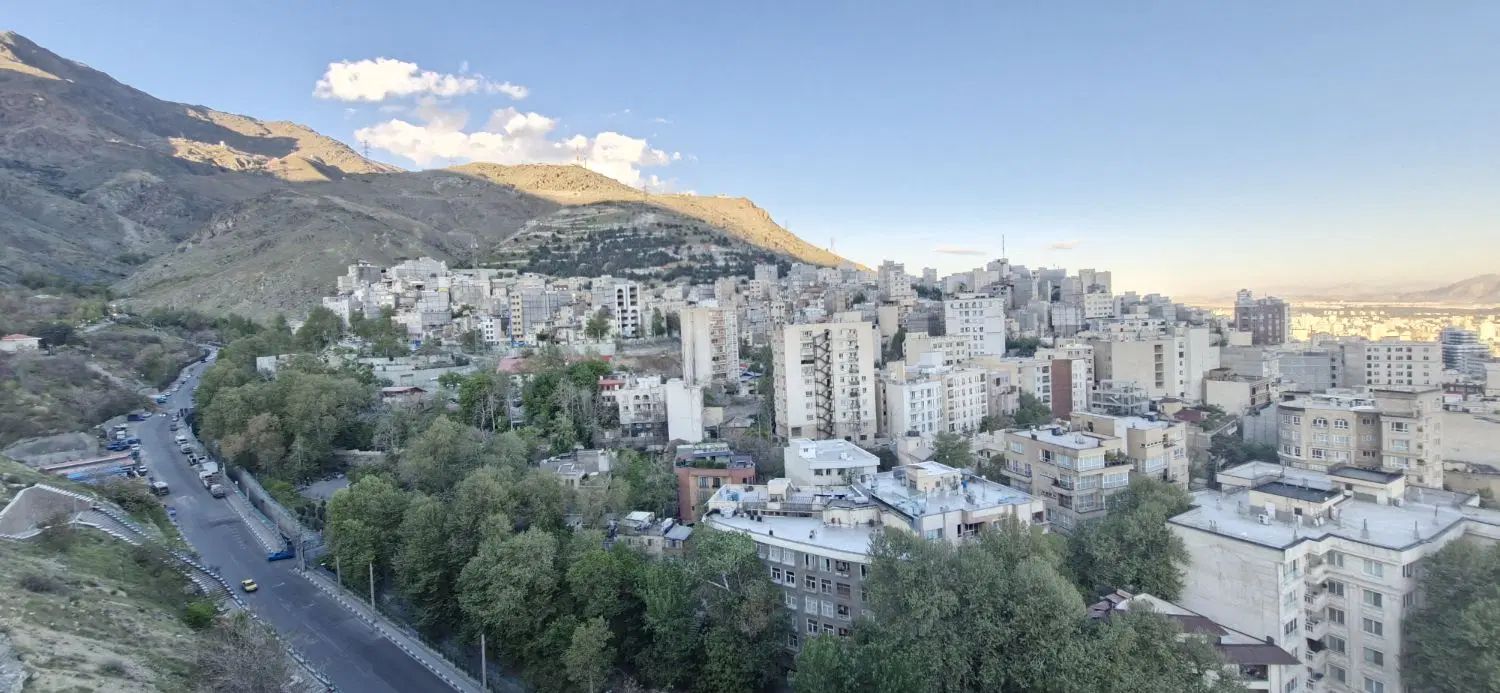 دربند ۱۵۵ متر ویو ابدی_ لابی من _ دو پارکینگ باکس