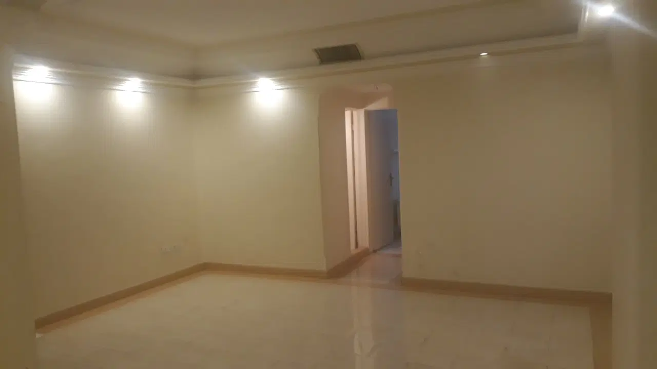 ۱۲۰ متری دو خوابه موقعیت اداری مناسب کار و سکونت