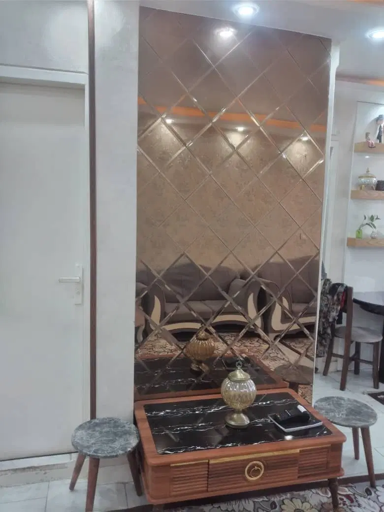۵۸ متری با پارکینگ و انباری