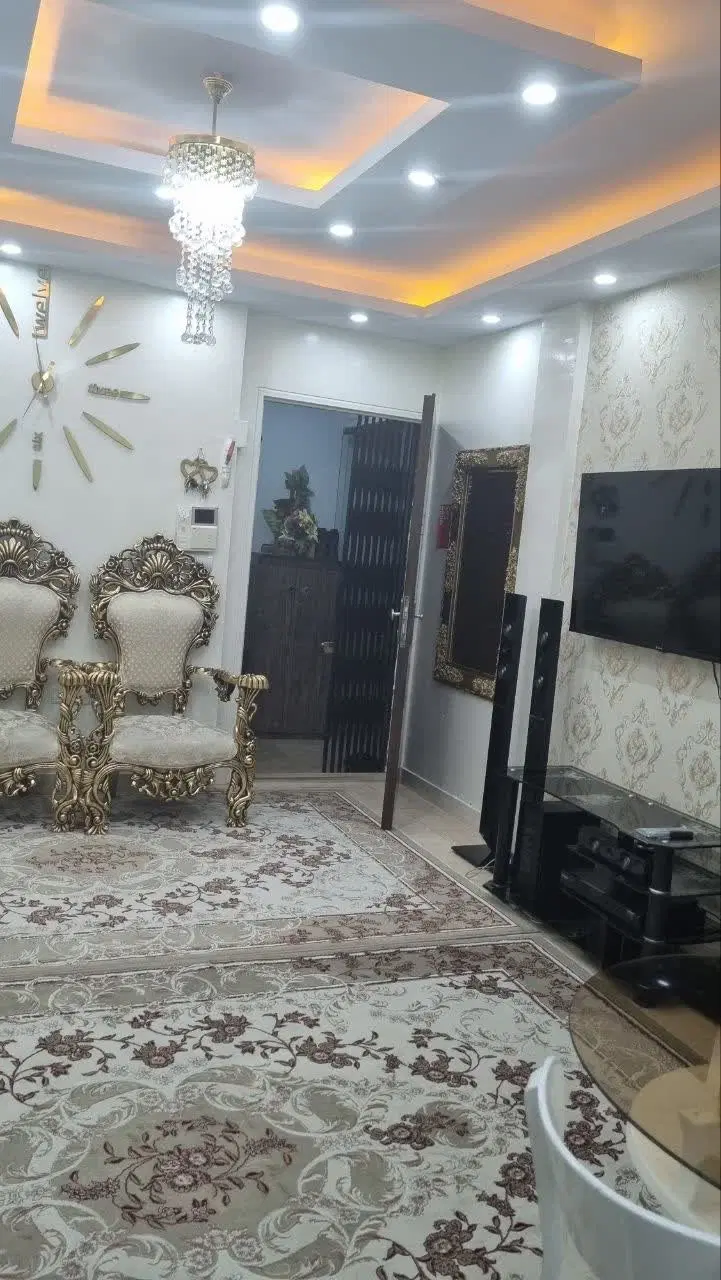 اجاره آپارتمان طبقه سوم تک واحدی آسانسور دار