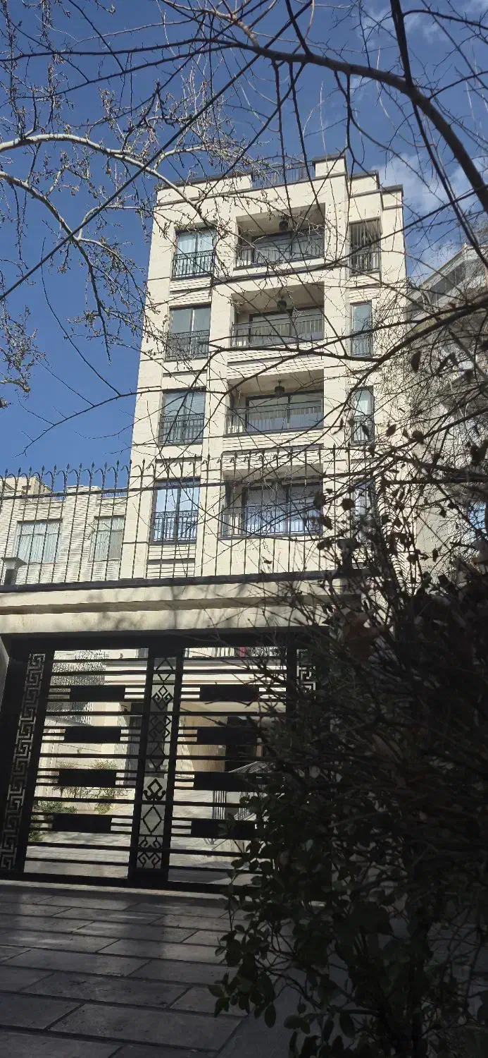 ۱۳۰متر۳خواب جنت آبادجنوبی مالک فروشنده قطعی