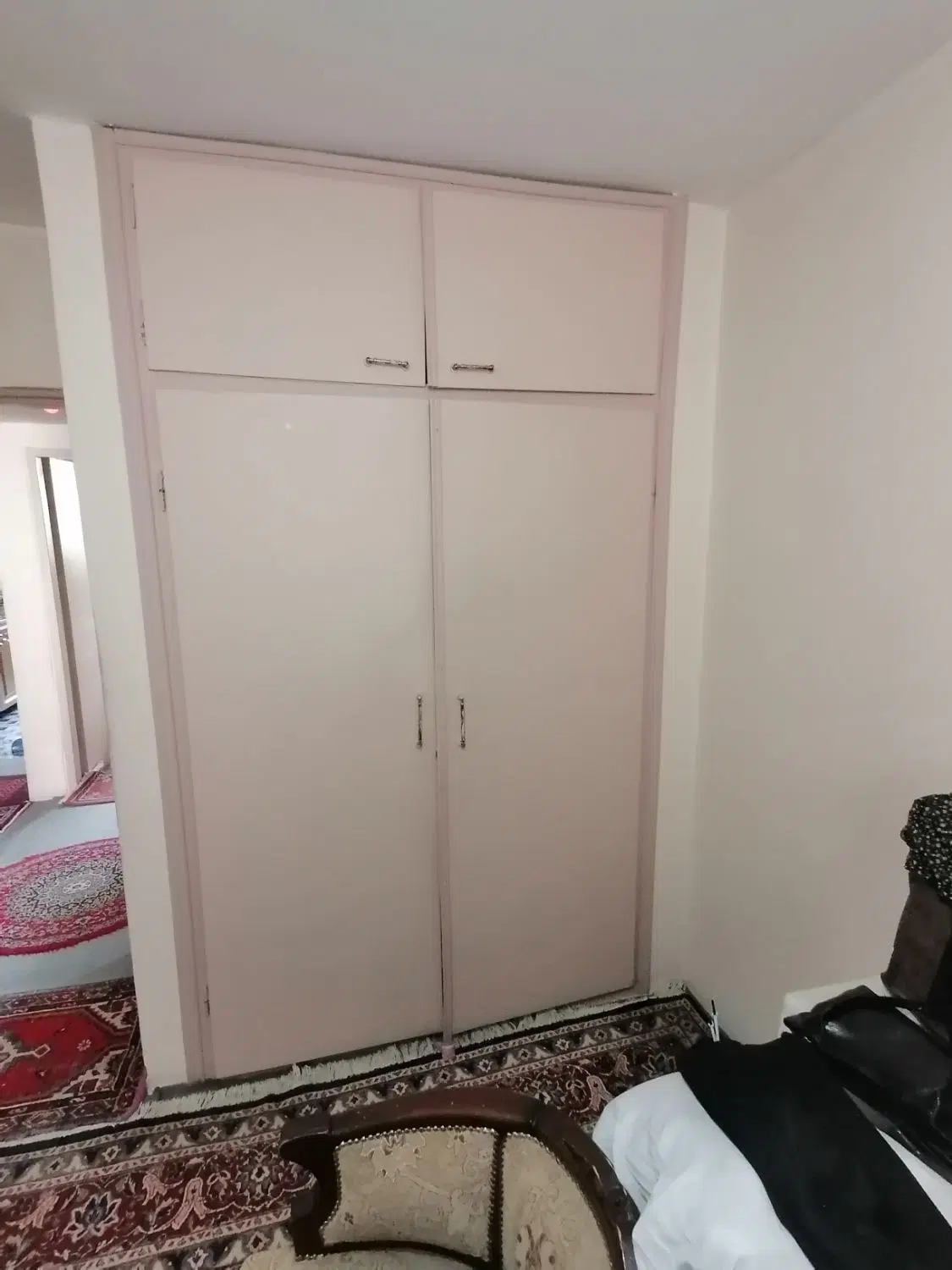 رهن کامل آپارتمان در مجتمع میلاد شهرک معلم 75 متری