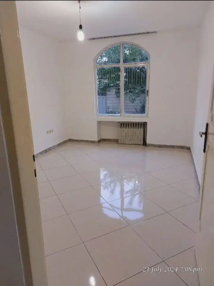 آپارتمان ۱۳۵متری۳خوابه.مسکن هجرانی