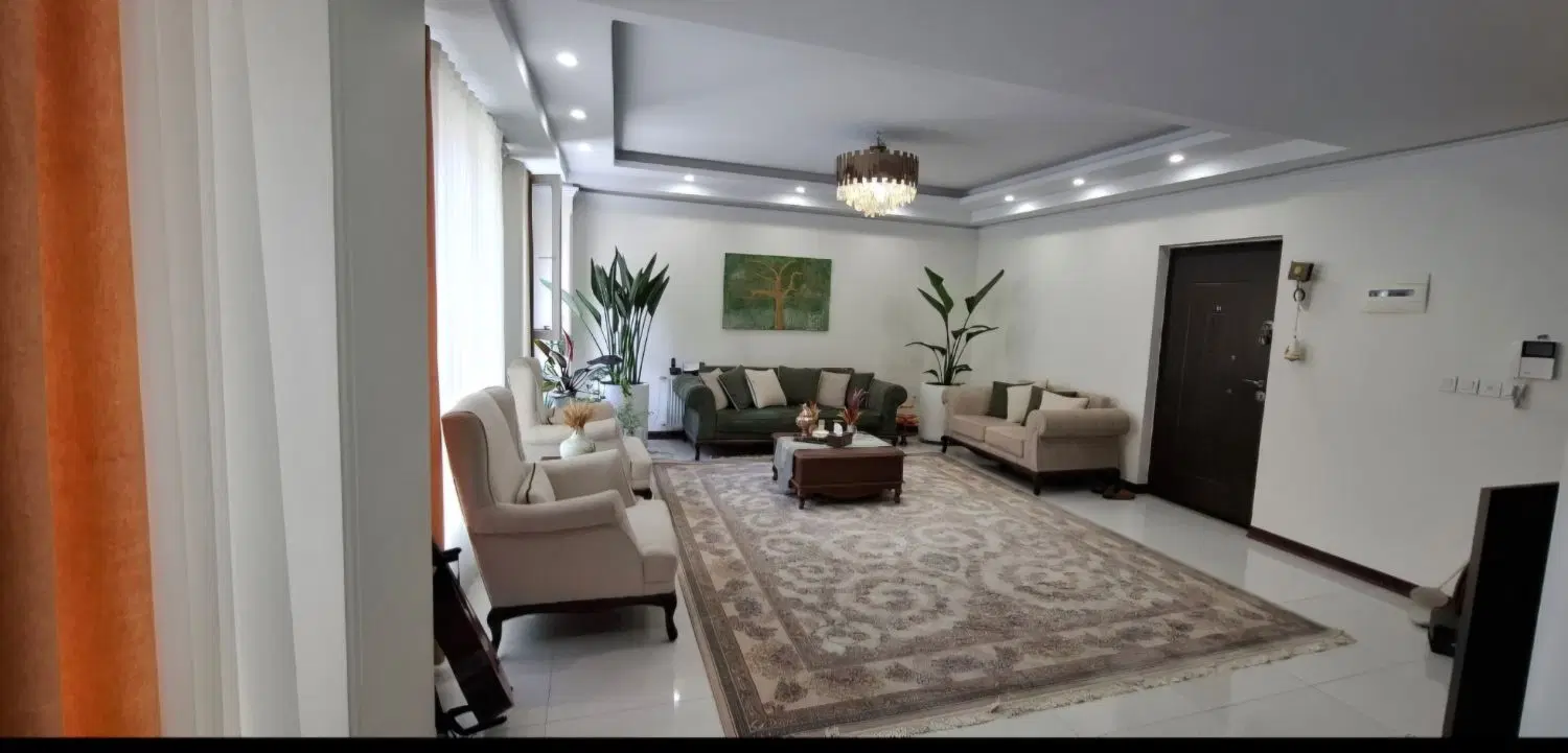 ملک شخصی دیزاین شده سالن پرده خور سر تا سر