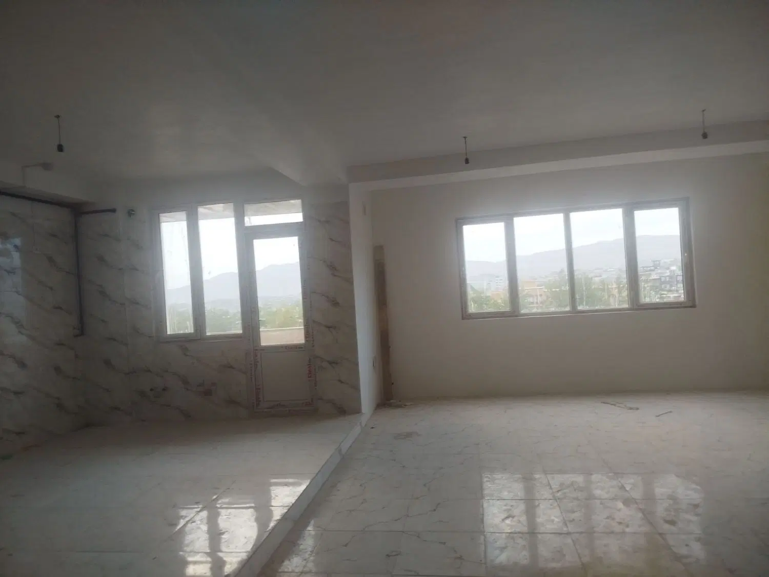 فروش ۱۳۰متر تک واحدی