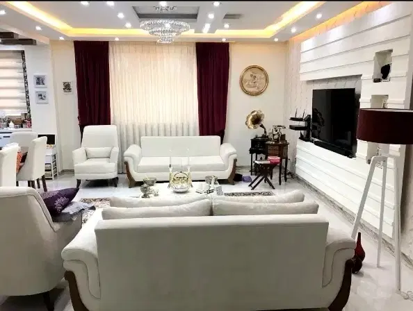آپارتمان ۸۱ متری سند _ لاکانی _ پارکینگ