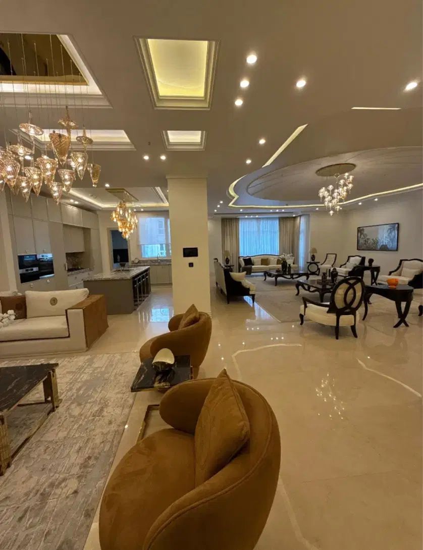 فرمانیه ۲۷۰ متر ۳ پارکینگ لابی مجلل