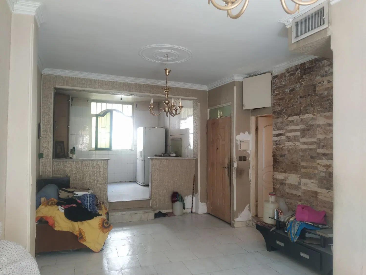 ۵۴ متر یک خوابه در همکف با دو پارکینگ سندی
