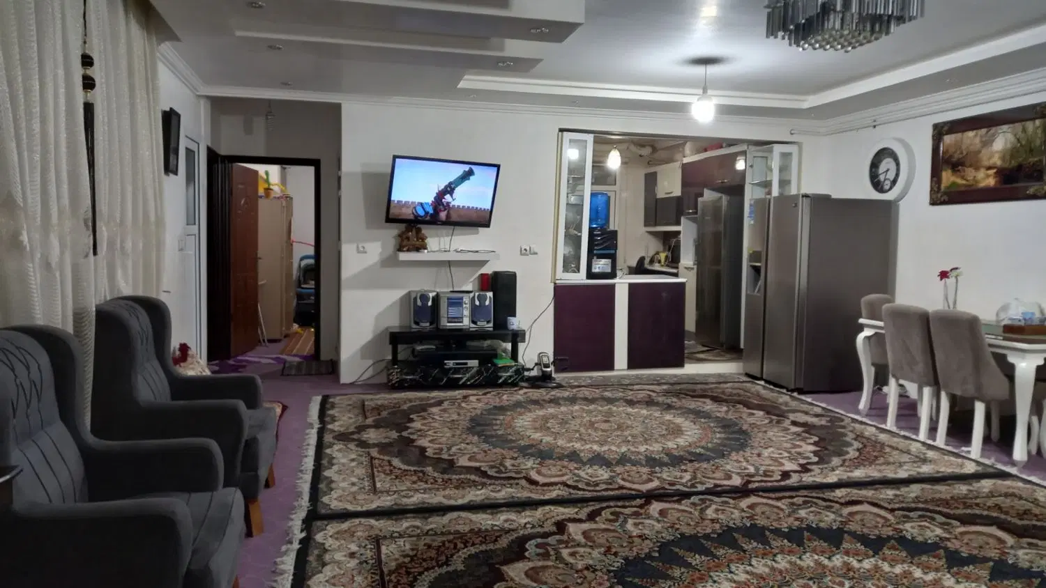 رهن کامل  ۱۴۰ متری سه خواب تک واحدی .کوی نیایش