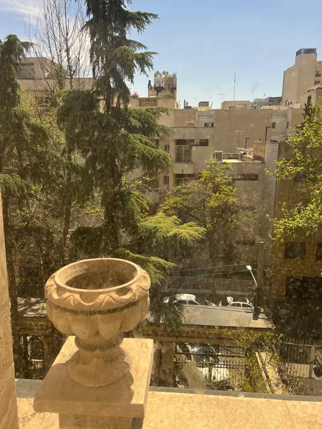 ۲۳۰ متر ۴ خواب تکواحدی ۲ پارکینگ سندی