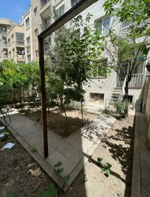 نارمک میدان ۸۱ ، ۸۳متر۲خواب حیاط اختصاصی ویو میدان