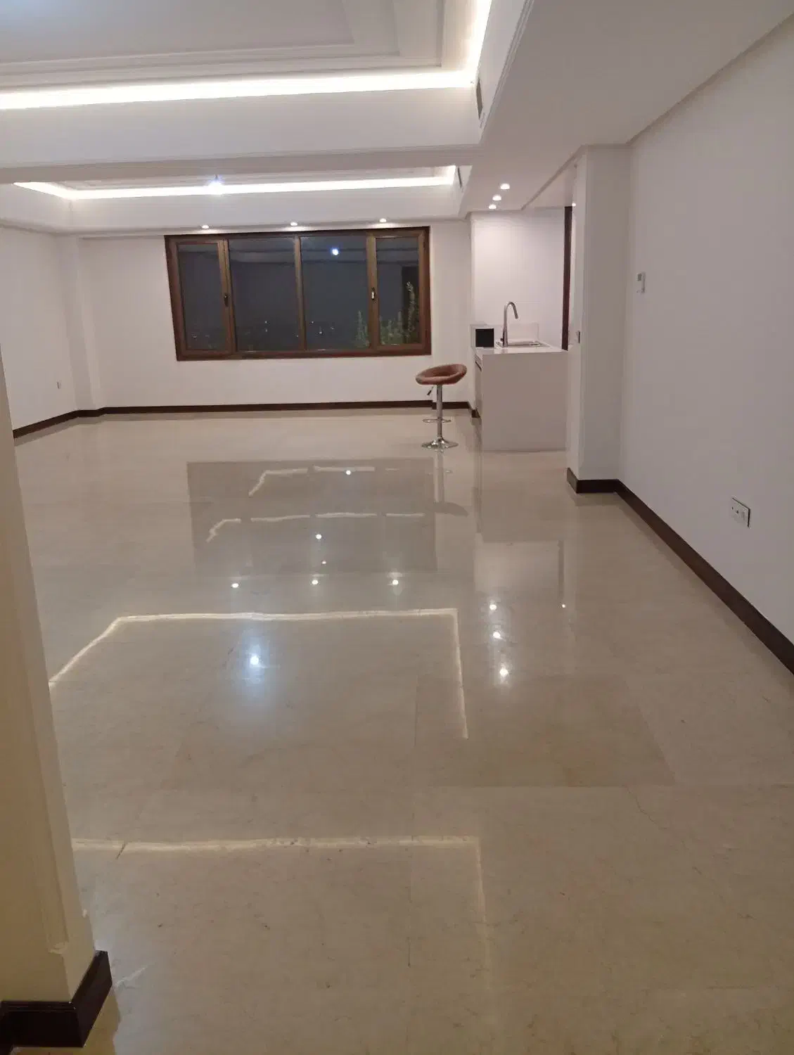 آپارتمان ۱۲۲ متر دو خوابه نوساز یوسف آباد