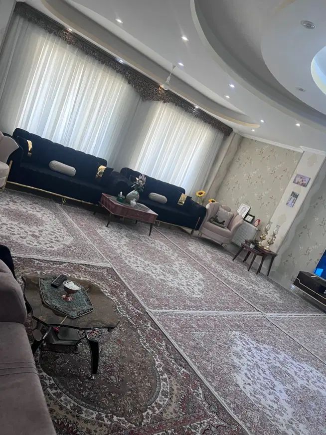 فروش اپارتمان ۱۲۶متری تک واحدی خ فاضل