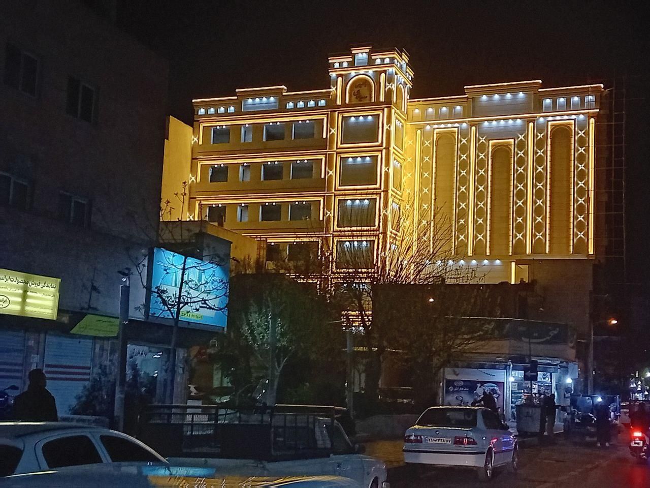 نوساز ۱۰۰ متری