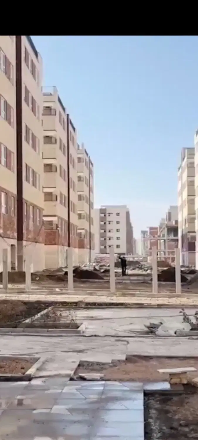 دو خوابه آگرین . ایرانیان