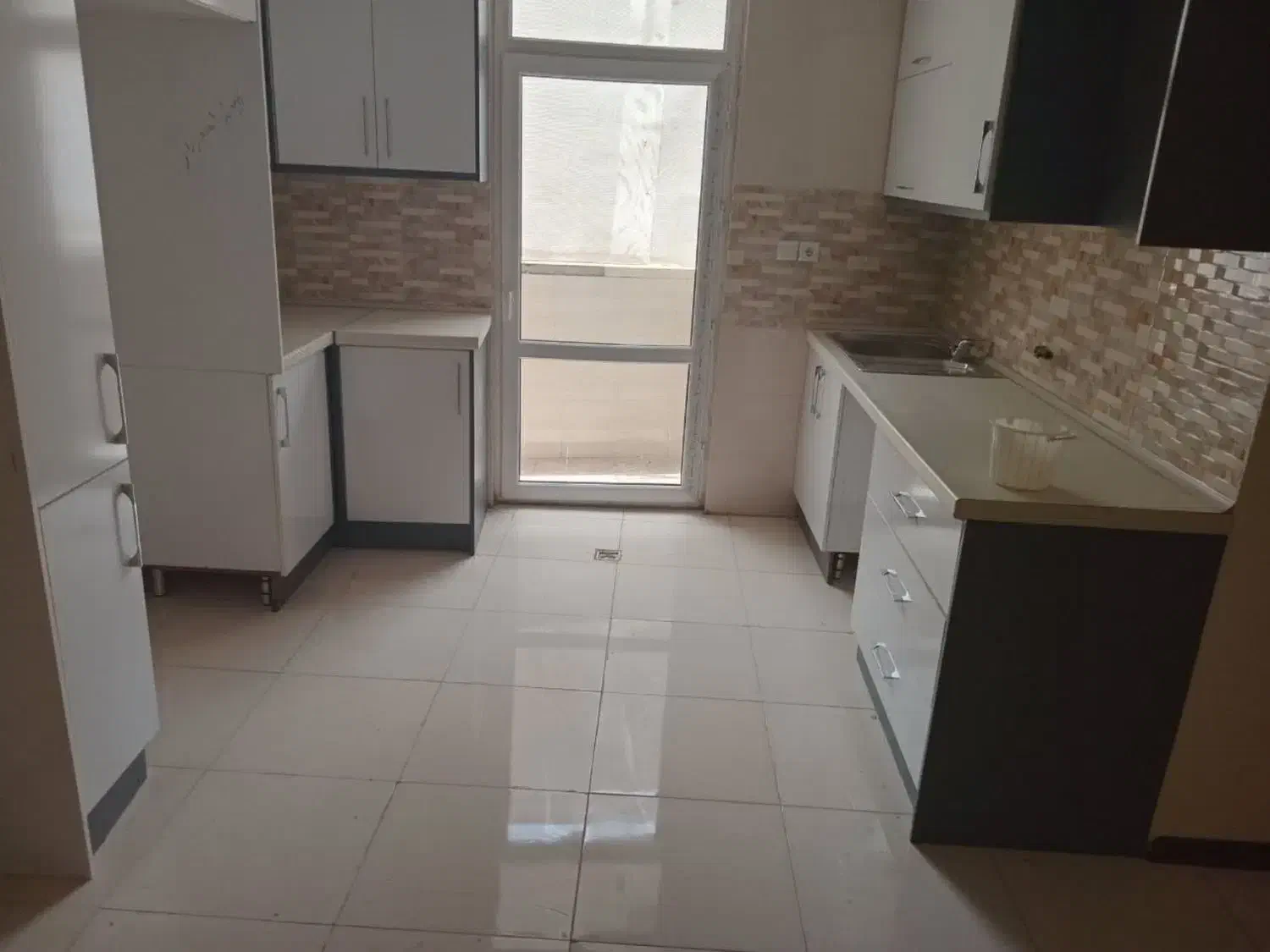 فروش آپارتمان۶۲متری_۲خواب_فول_پارکینگ اصلی_پیروزی