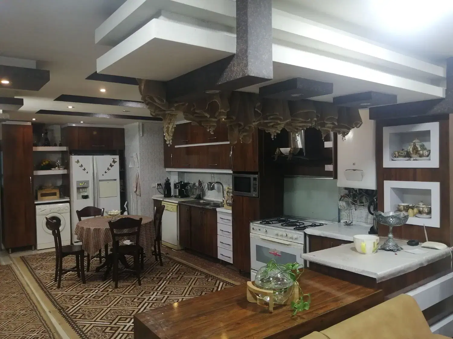 آپارتمان178متری شمال جنوبی خوش نقشه