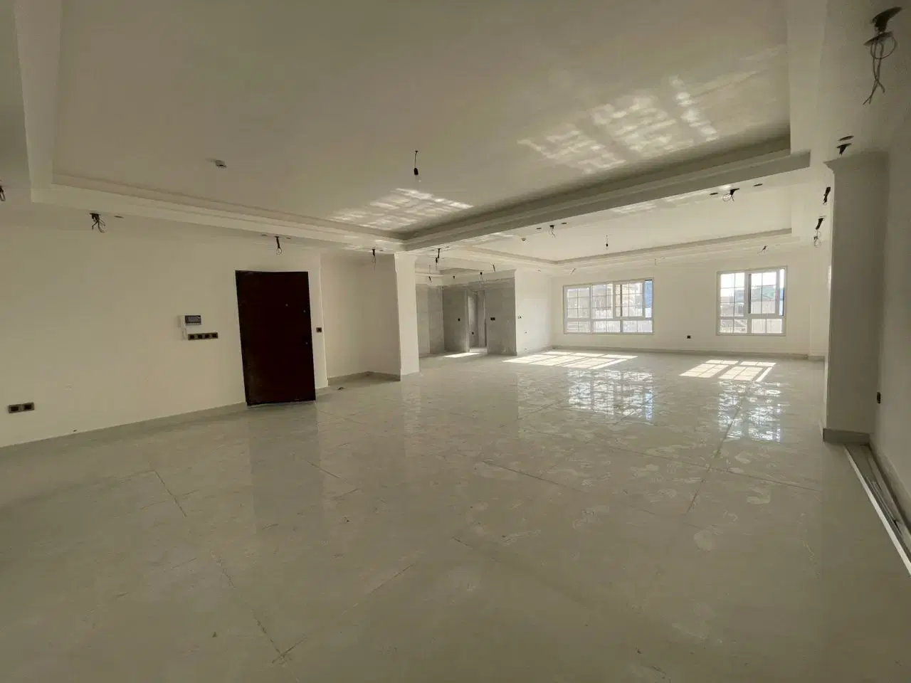 فروش آپارتمان ۱۹۵ متری نوساز حمزهکلا