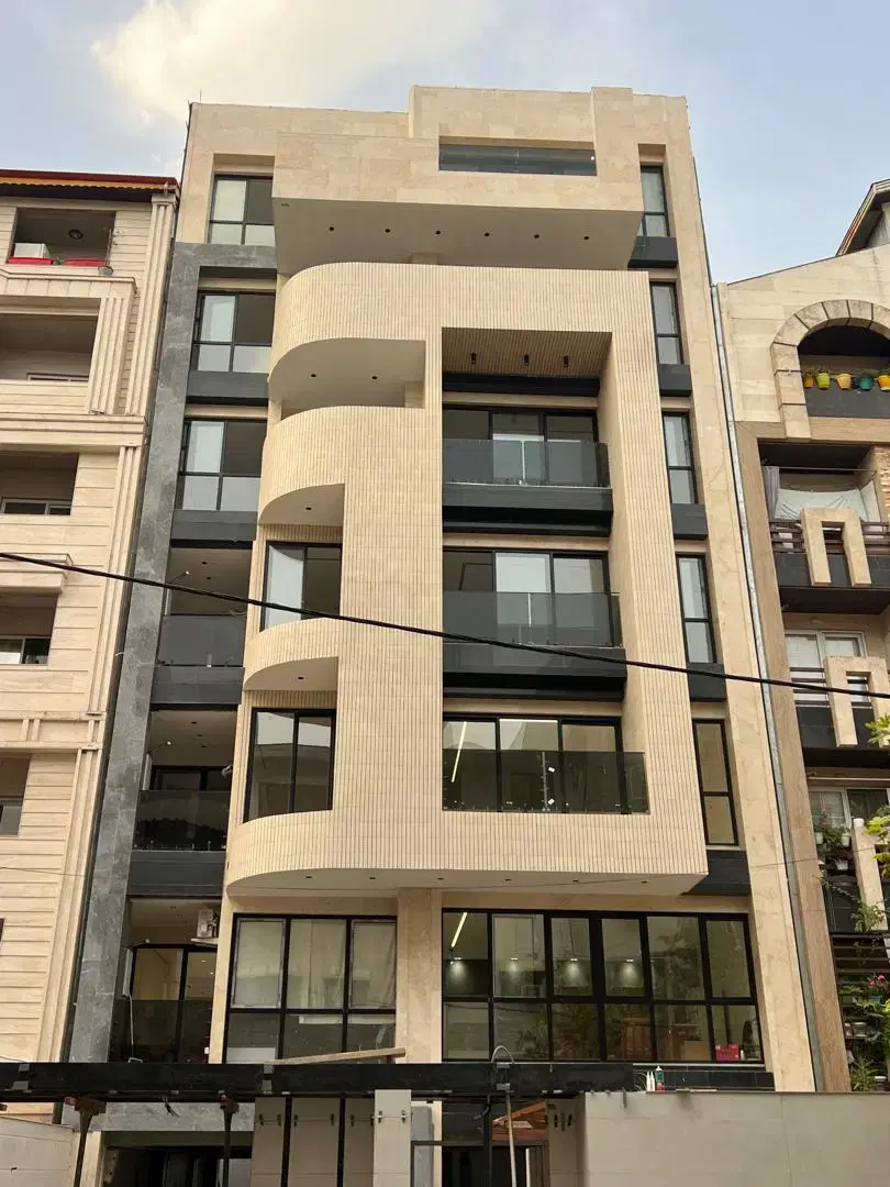 فروش تک واحدی ۲۰۰ متری میدان گاز(موکارلو).