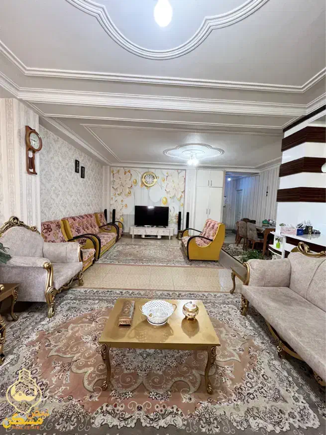 *بورس فروش آپارتمان* ۹۶متر ط دوم با پارکینگ خ امام