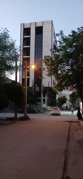 آپارتمان ۱۴۷ متری دو بر نور الهیه بلوار شاهد