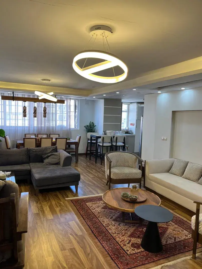 اپارتمان  ۳خوابه قدوسی غربی