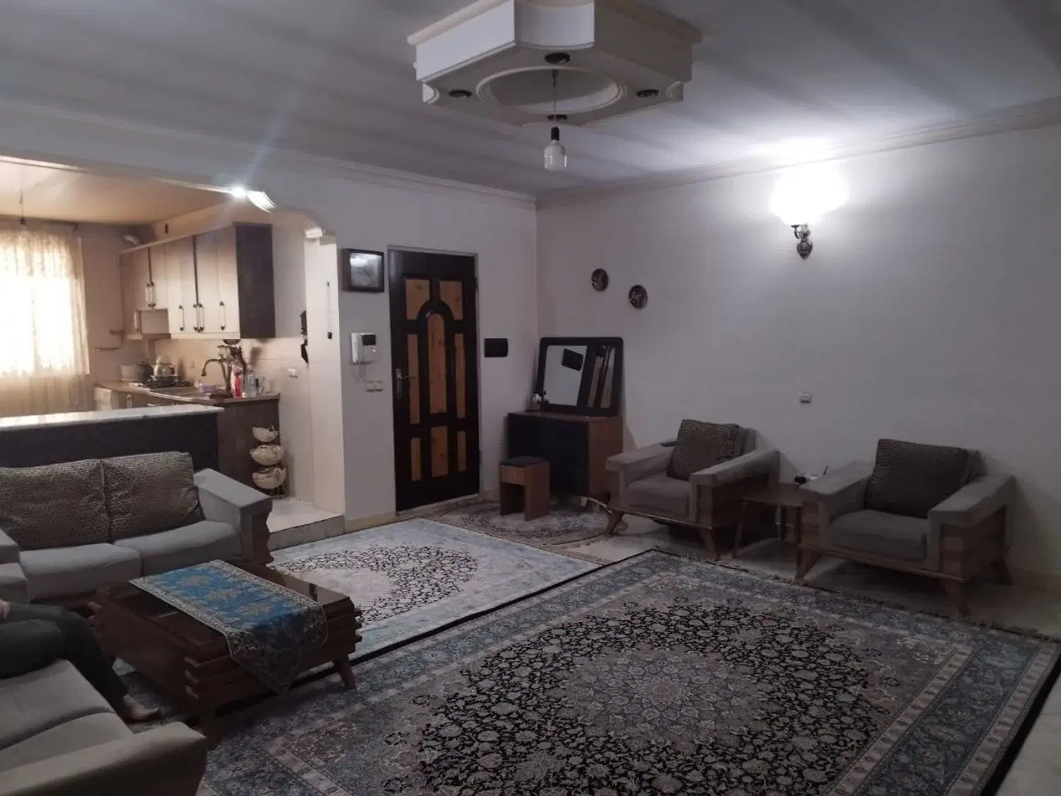 آپارتمان _ زمزم _ ۸۶ متری_ دو خواب_ تک واحدی
